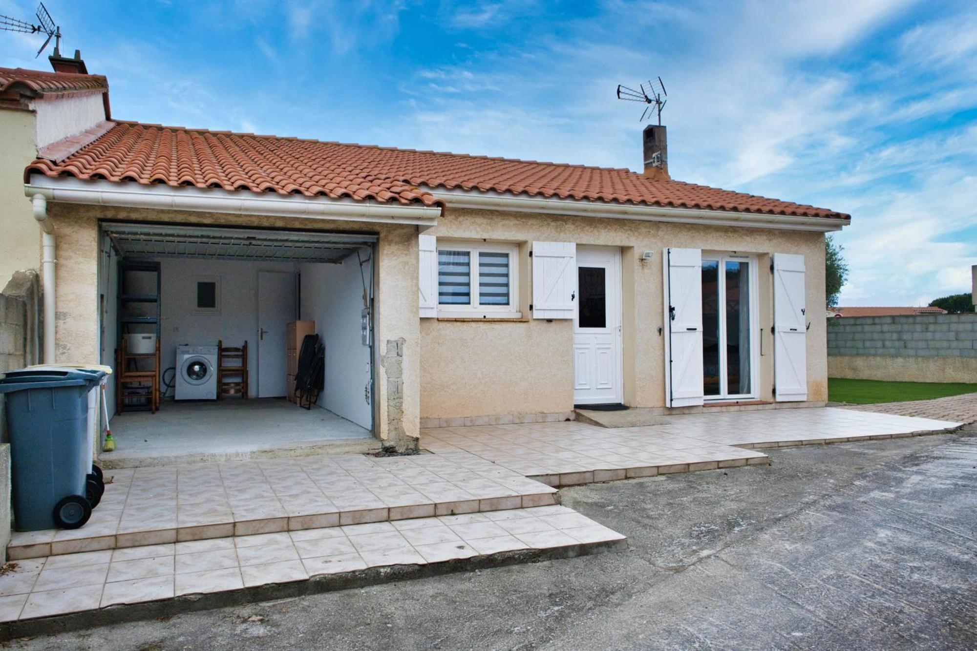 Family House With Garden Villa Saint-Hippolyte  Exterior photo